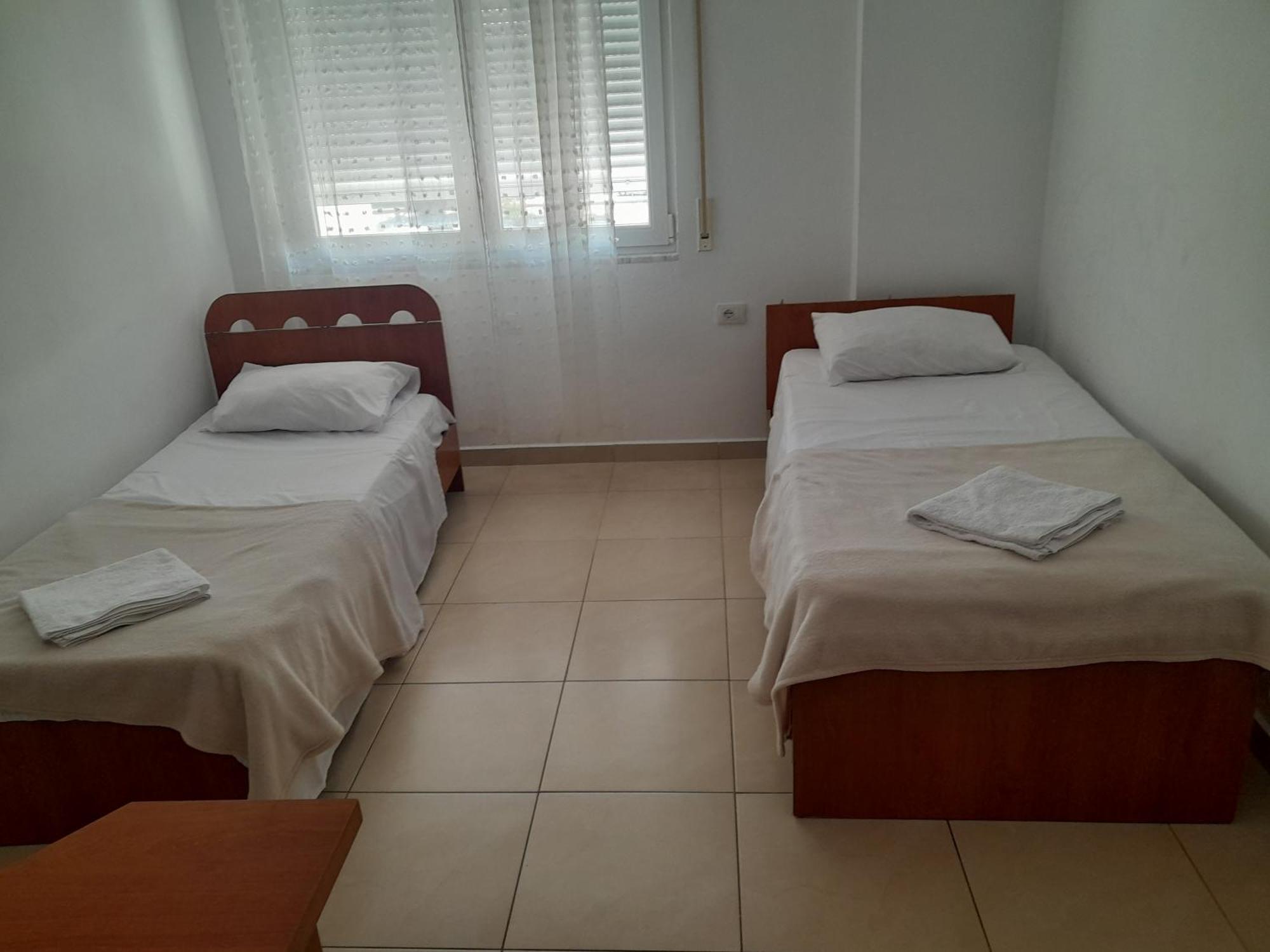 Comfy City Center Apartment Shkoder Exterior photo